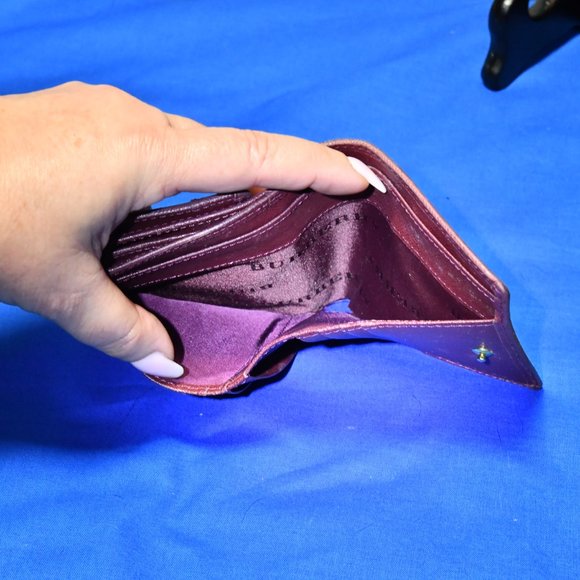 Burberry Classic (Compact) - Picture 4 of 5